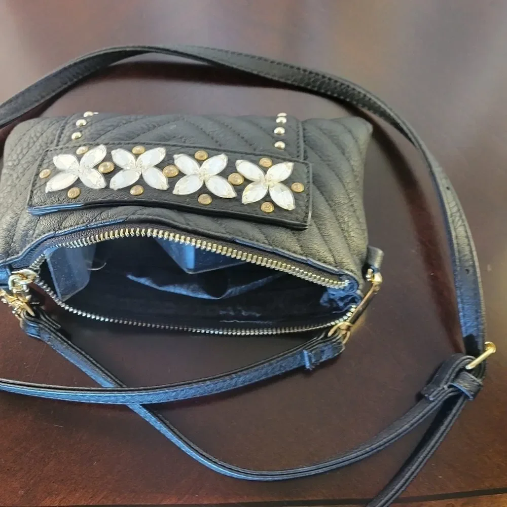 BRAND NEW CHARLIE'S BLACK VEGAN LEATHER SMALL BAG
